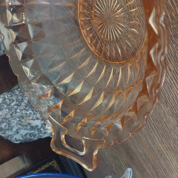 Vintage Jeannette Glass Co Pink Depression Glass Handled Bowl - Picture 4 of 7